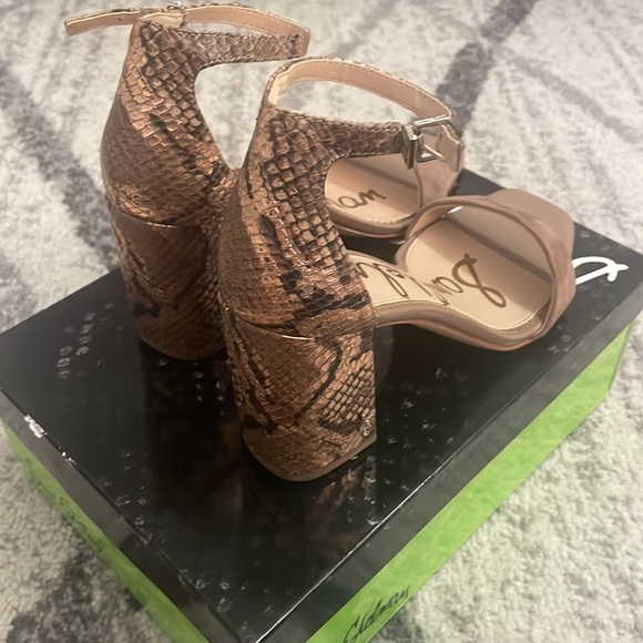 Sam Edelman Daniella Snake Heels size 7.5M - Picture 2 of 5